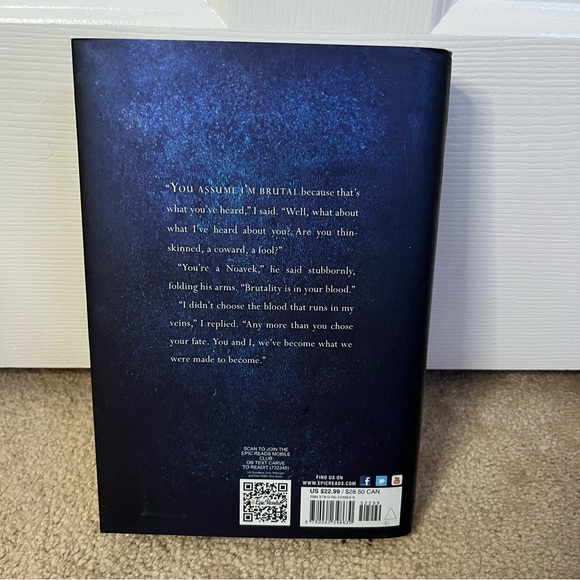 carve the mark by veronica roth - book - Picture 2 of 2